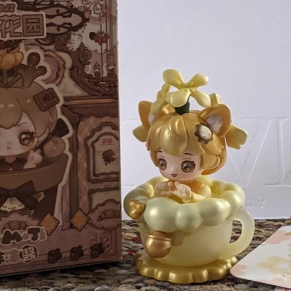 popmart Other - MOMOJI Miracle Garden Figure  "OSMANTHUS"
